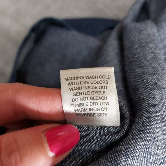 Christopher & Banks Women’s Embroidered Button Long Sleeve Denim Top size S - Picture 10 of 11